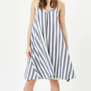 ***NWT*** size 36(6) Minimum brand Yarah dress